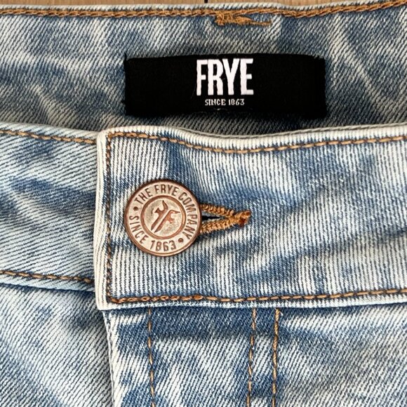 Frye High-Rise Crop Cuffed Hem Light Wash Stretch Jeans (10) Minimalist /Neutral - Picture 3 of 16